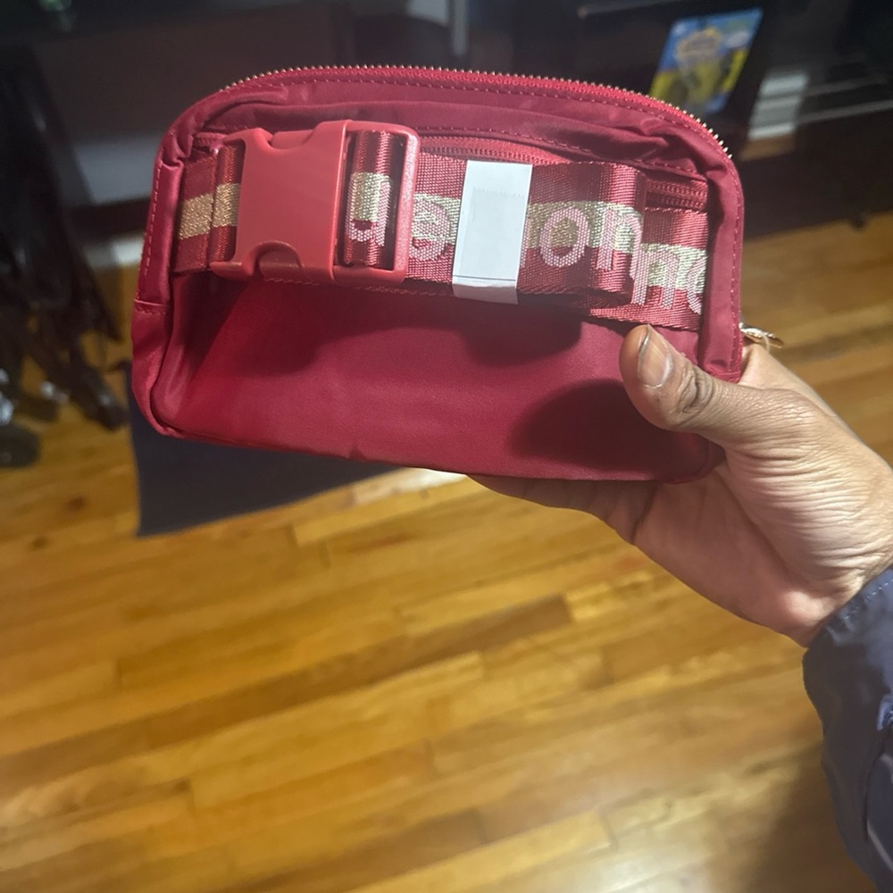 Lululemon burgundy Fanny pack